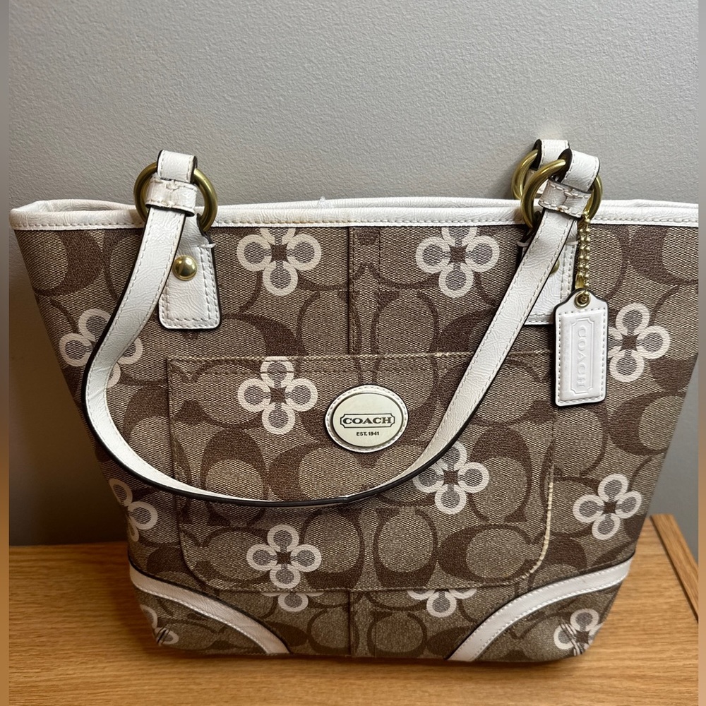 Coach Peyton Signature Clover Tote